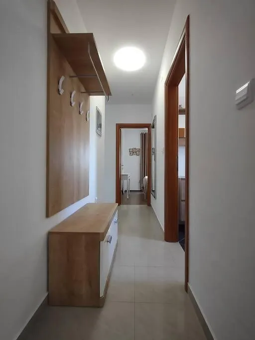 Apartment Kala Sea View Liznjan
